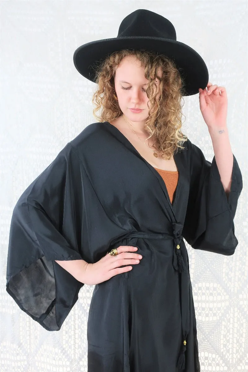 25% OFF Khroma Aquaria Robe Dress in Vampy Black - Free Size
