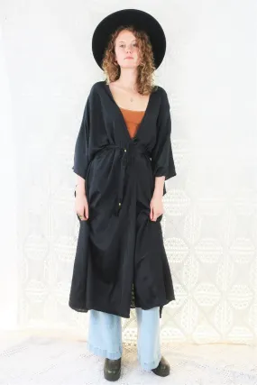 25% OFF Khroma Aquaria Robe Dress in Vampy Black - Free Size